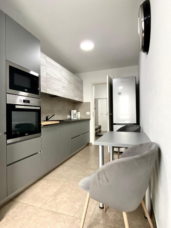 Astoria Apartment - Pet Friendly 브라쇼브 외부 사진