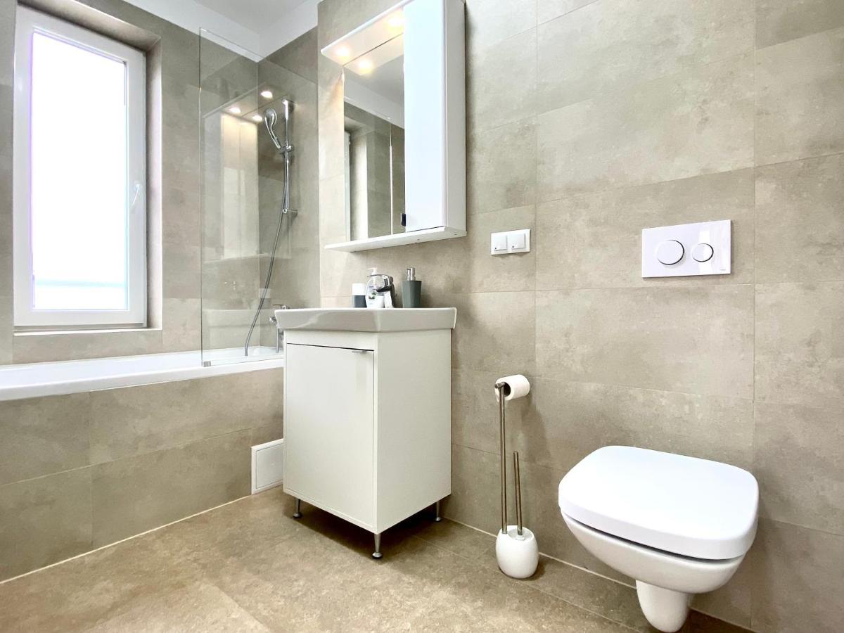 Astoria Apartment - Pet Friendly 브라쇼브 외부 사진